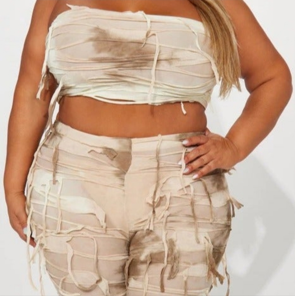 Fashion Nova Distressed  set